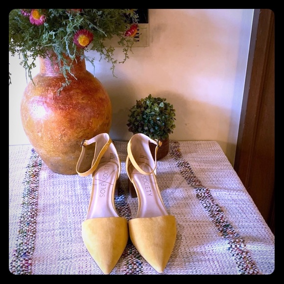 Sole Society Katrina Block Heels - Picture 1 of 8